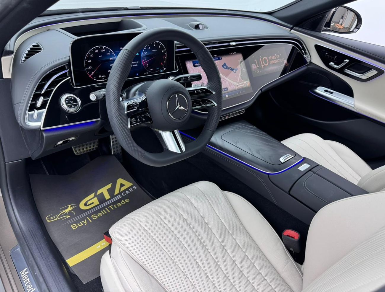 مرسيدس بنز E200 2.0L 2025 Mercedes-Benz E 200, 2029 Mercedes Warranty And Service Pack, GCC