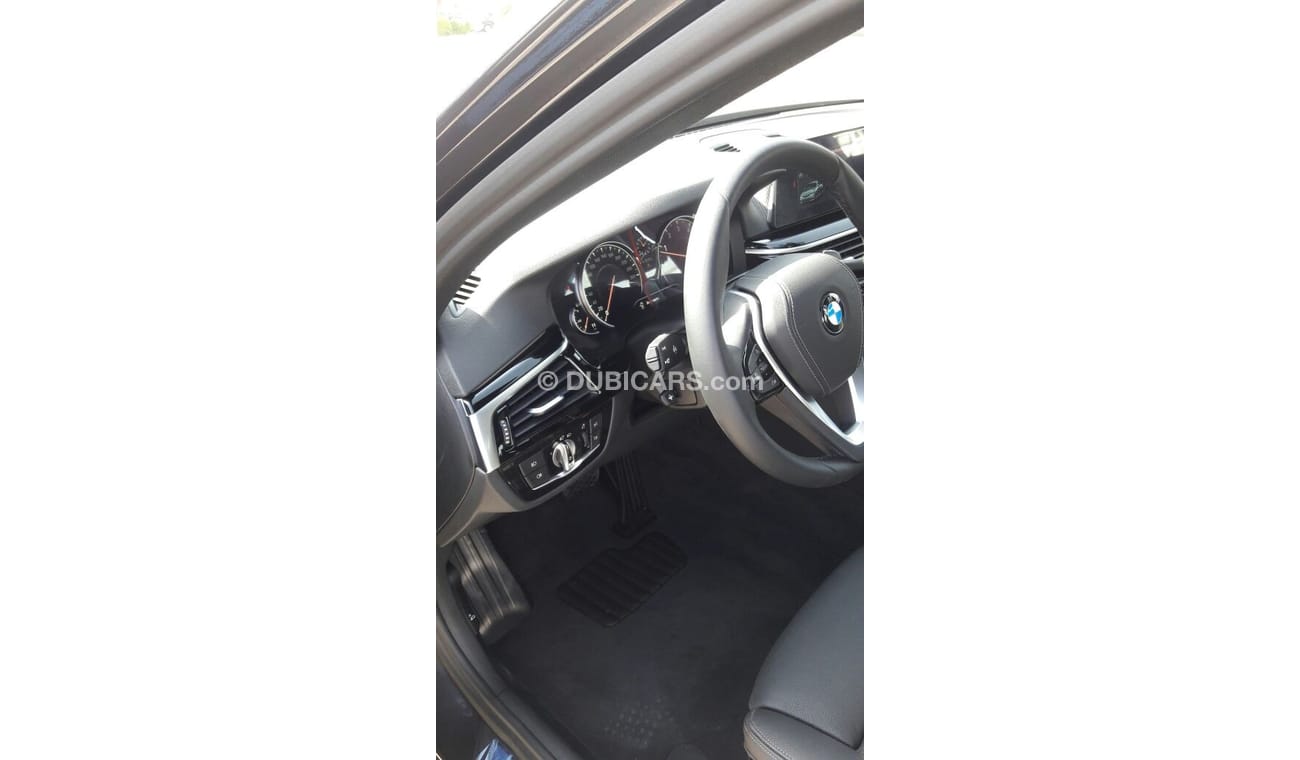 بي أم دبليو 530i