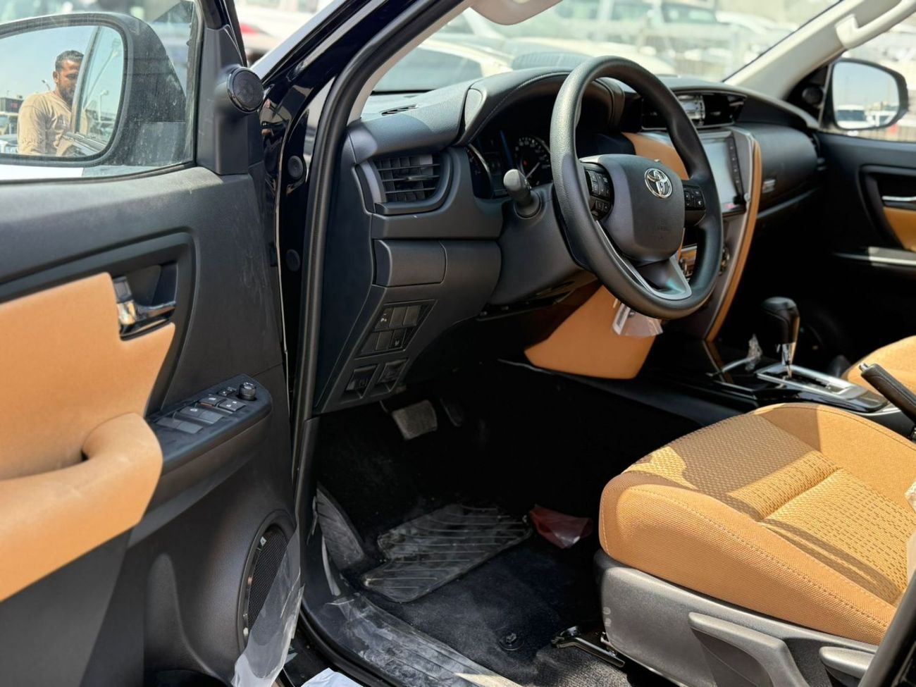 تويوتا فورتونر TOYOTA FORTUNER 2.7L Petrol 4X4 Full Option 2025 Model