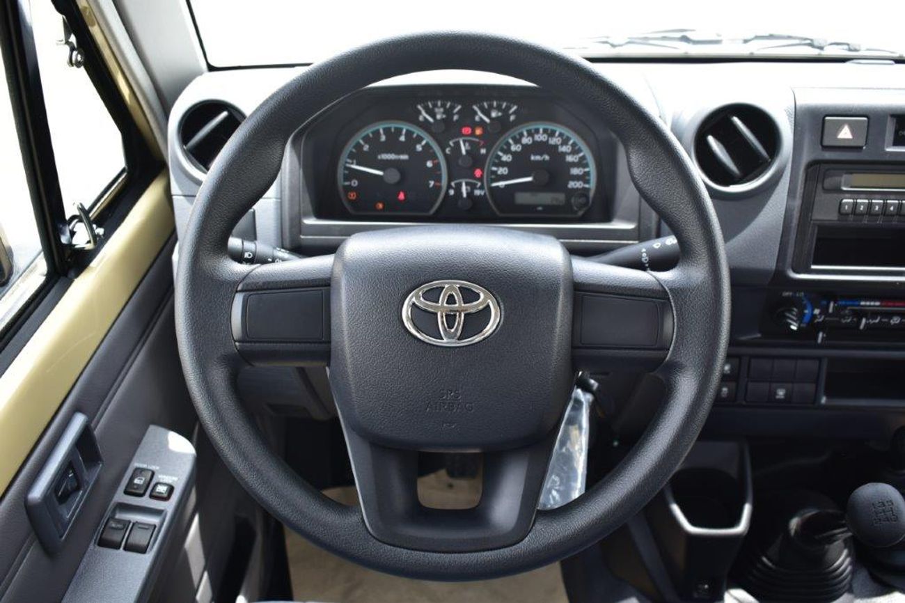 تويوتا لاند كروزر 70 2025 MODEL TOYOTA LAND CRUISER 78 HARDTOP V6 4.0L 4WD 9-SEATER AUTOMATIC