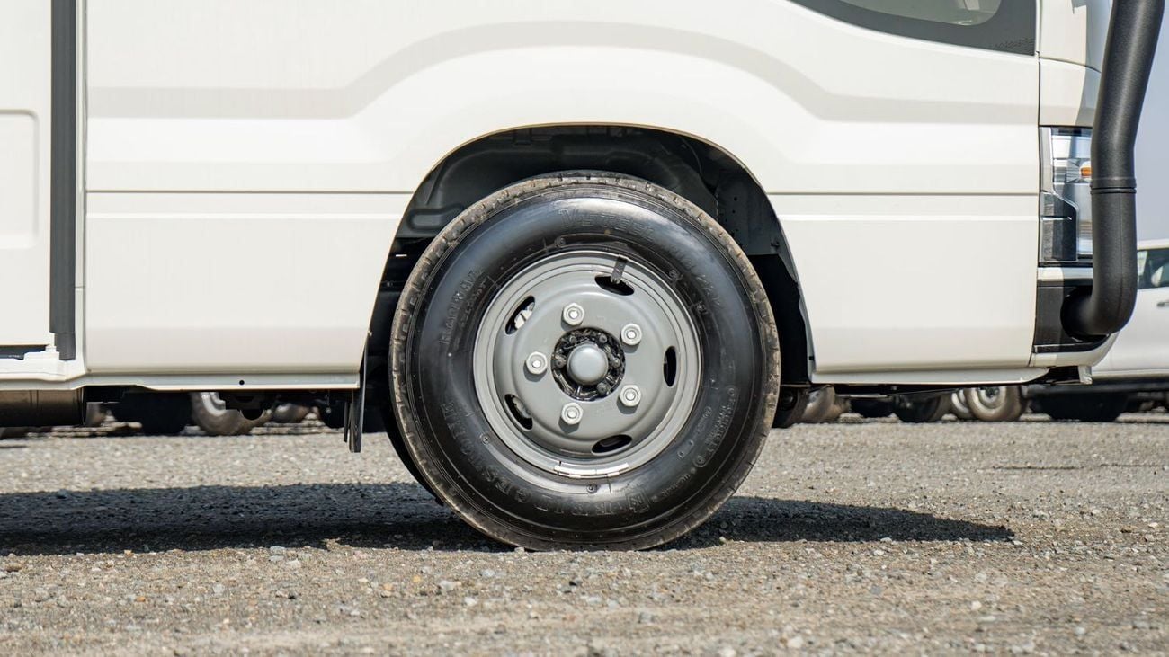 Toyota Coaster TOYOTA COASTER  DIESEL 2025 4.0