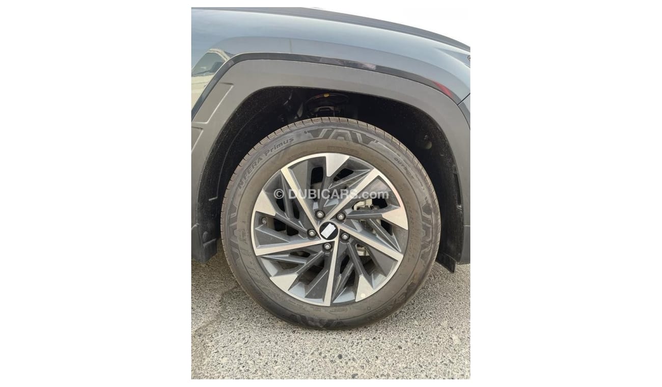 Hyundai Tucson HYUNDAI TUCSON