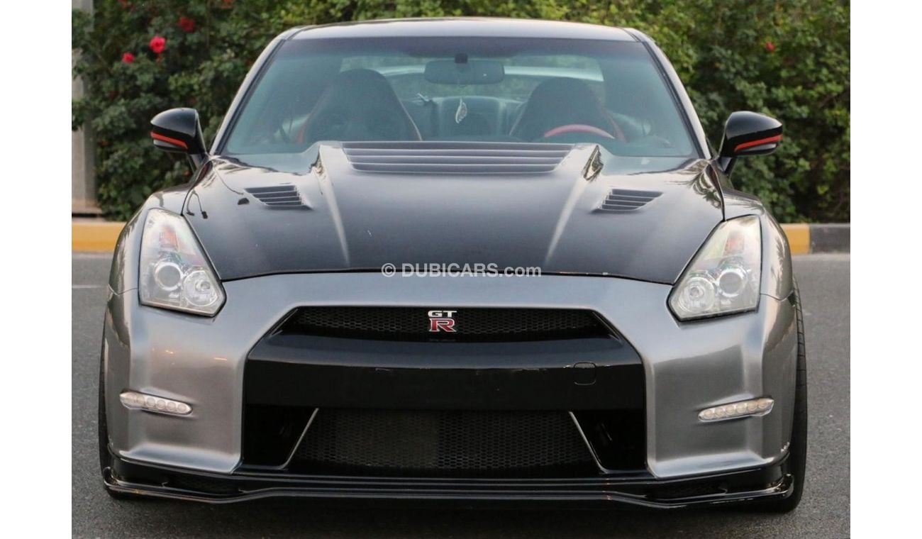 Nissan GTR Std NISSAN GT-R 2013 IMPORT AMERICA FULL CARBON FIBER PERFECT CONDITION
