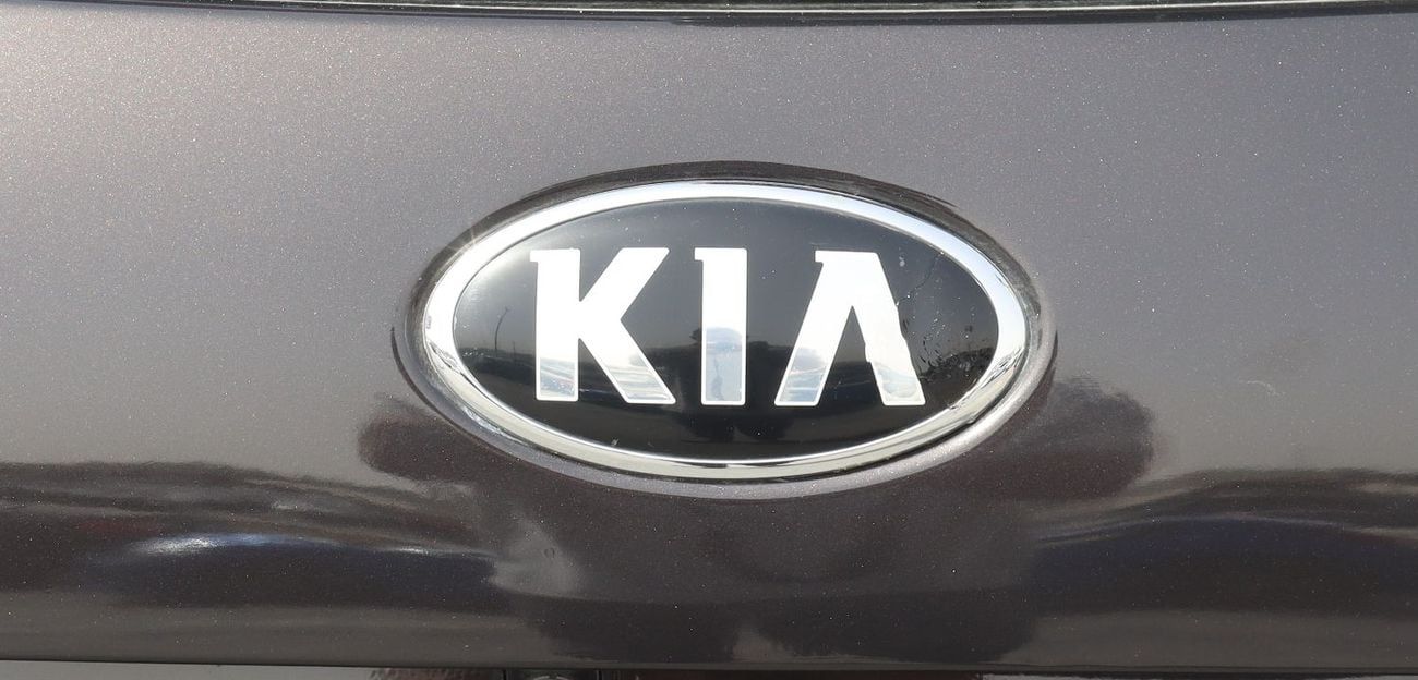 Kia Sorento Base 2.4L AWD Kia Sorento 2020 -GCC - Accident-free -120,000 km - 2.4L -7 seats -In Excellent condit