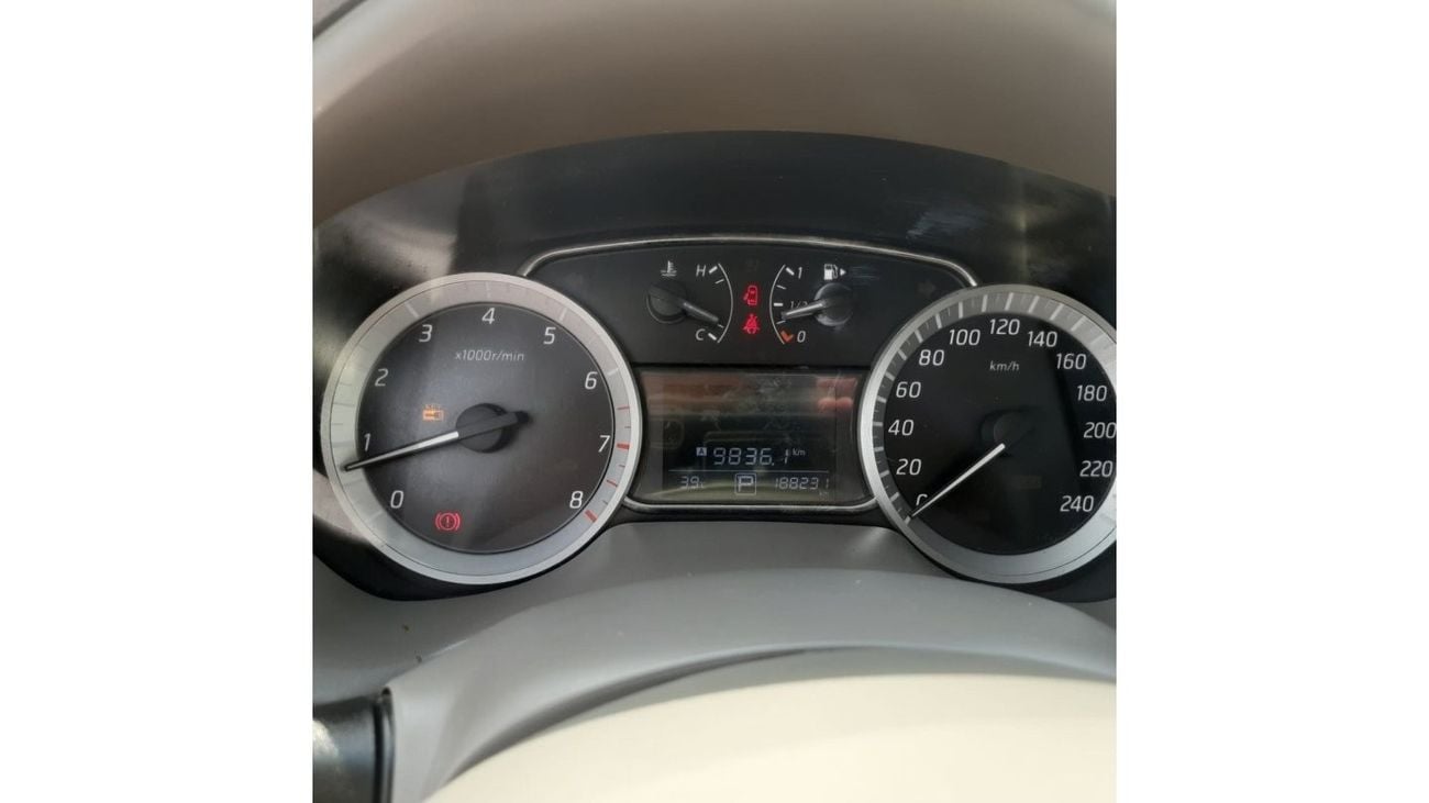 Nissan Sentra SV Nissan Sentra 2013 gcc 1.8 SL full options  IN very excellent condition  clean car  full gloss  n