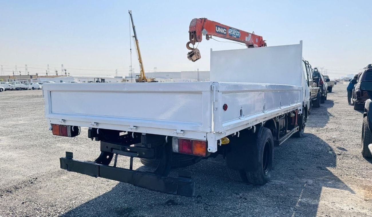 ميتسوبيشي فوسو كانتير NEAT AND CLEAN CONDITION | ENGINE SIZE: 4D35 | RHD | MANUAL TRANSMISSION | 1998