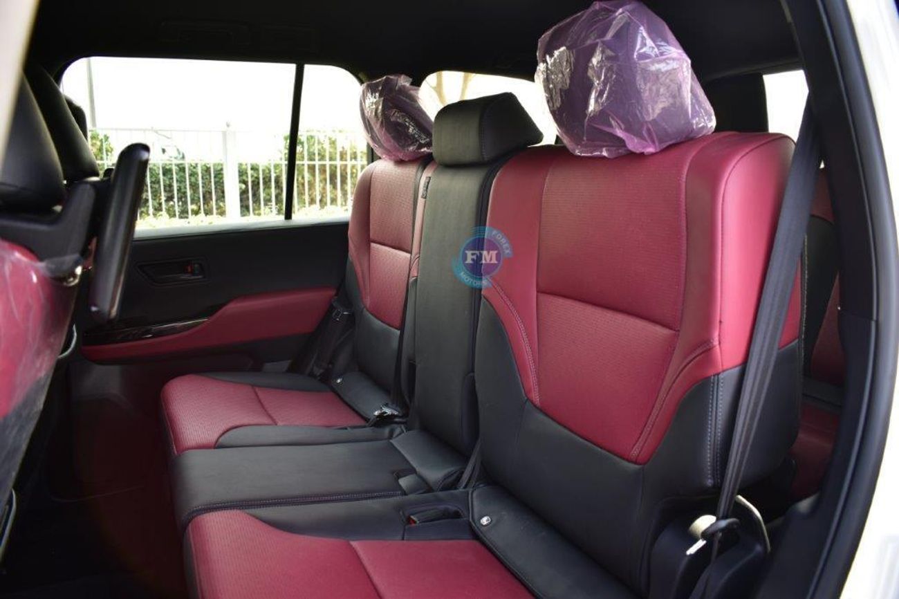 تويوتا لاند كروزر 300 GR Sport V6 4.0L Petrol Automatic