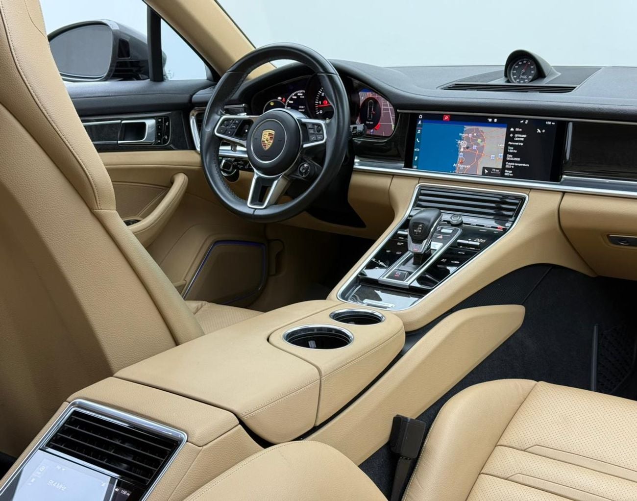 بورش باناميرا 2018 Porsche Panamera, Full Porsche Service History, Sport Chrono Package, Fully Loaded, GCC