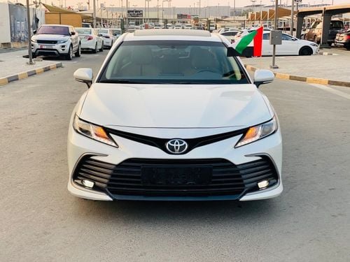 تويوتا كامري SE 2.5L (181 HP)