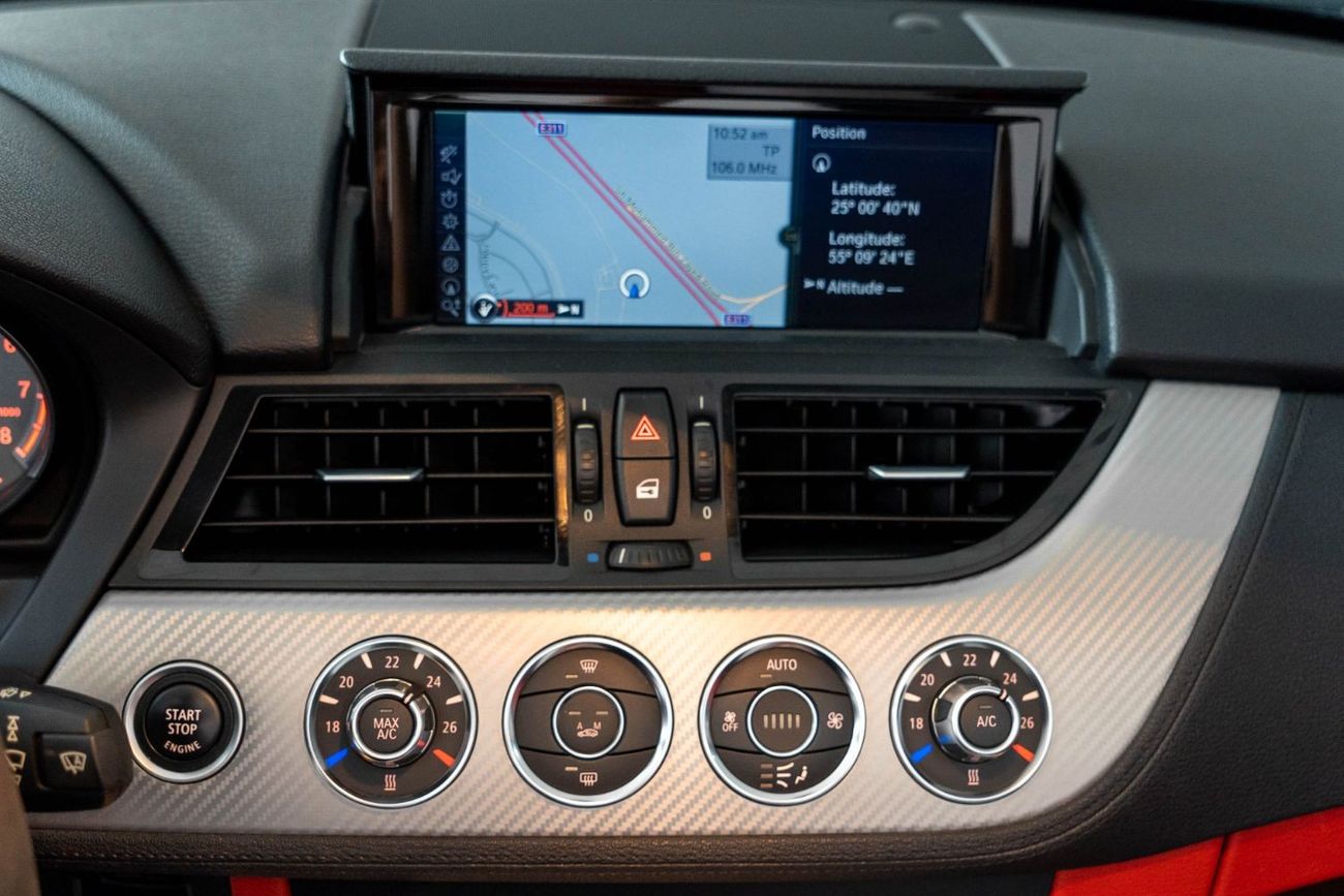 BMW Z4 M 2015 BMW Z4 SDrive35is M-Sport / Full-Service History