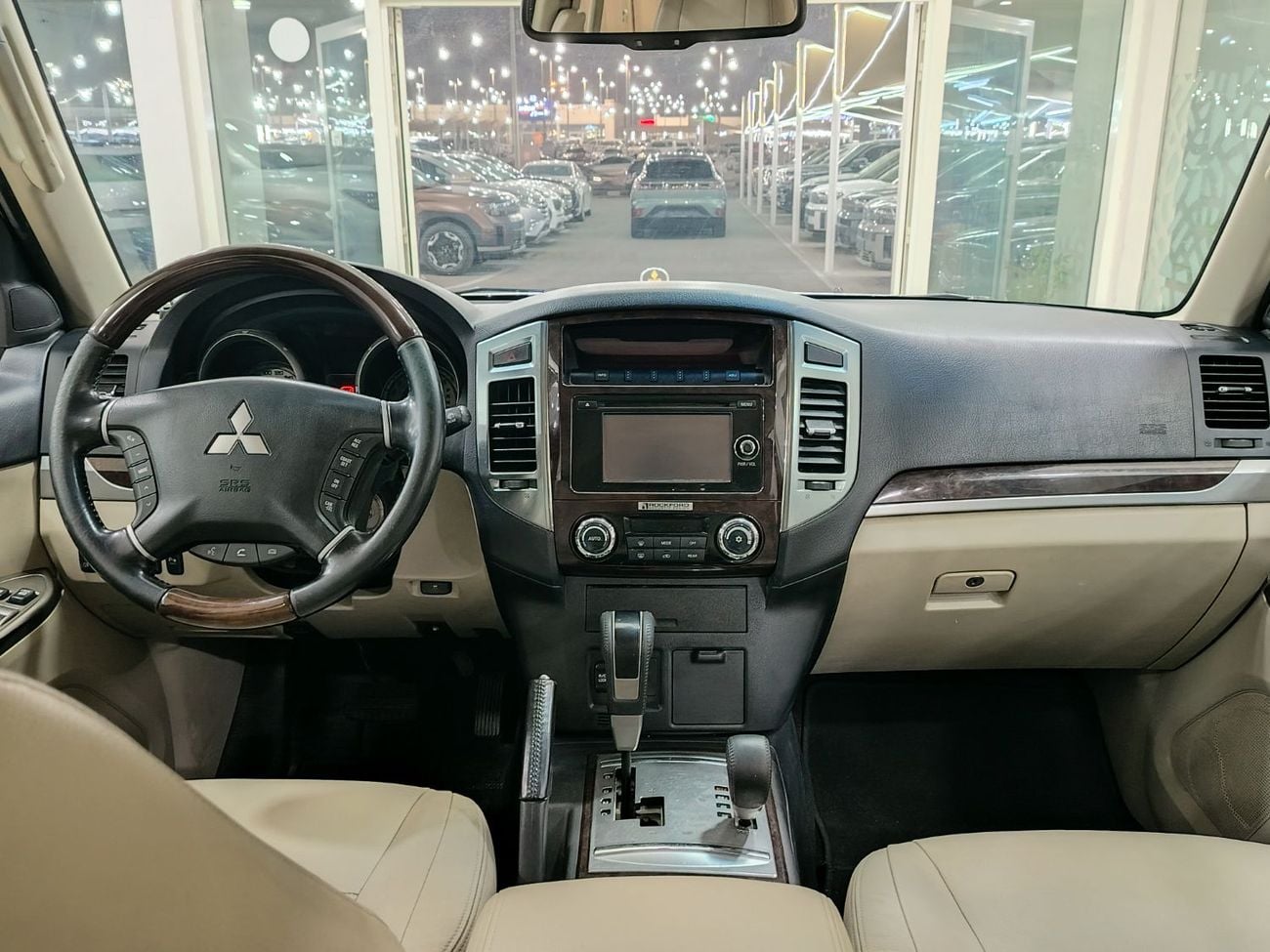 Mitsubishi Pajero GLS H/L PLATINUM PLUS