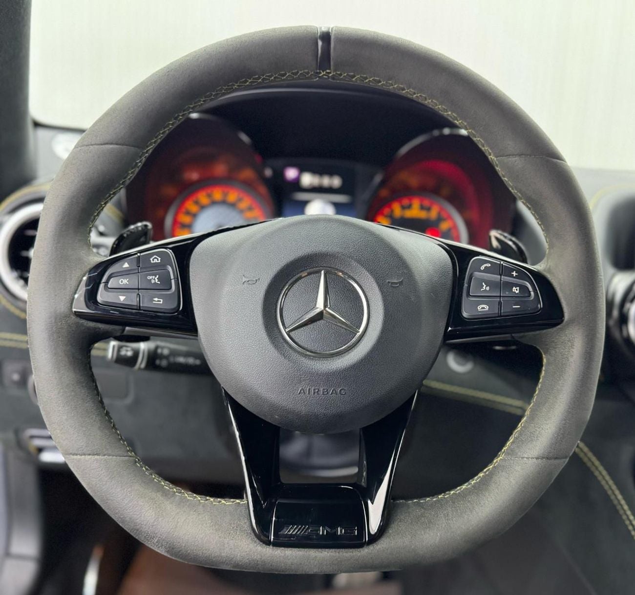 Mercedes Benz AMG GTR 2018 Mercedes-AMG GT R, Service History, Excellent Condition, GCC Specs.