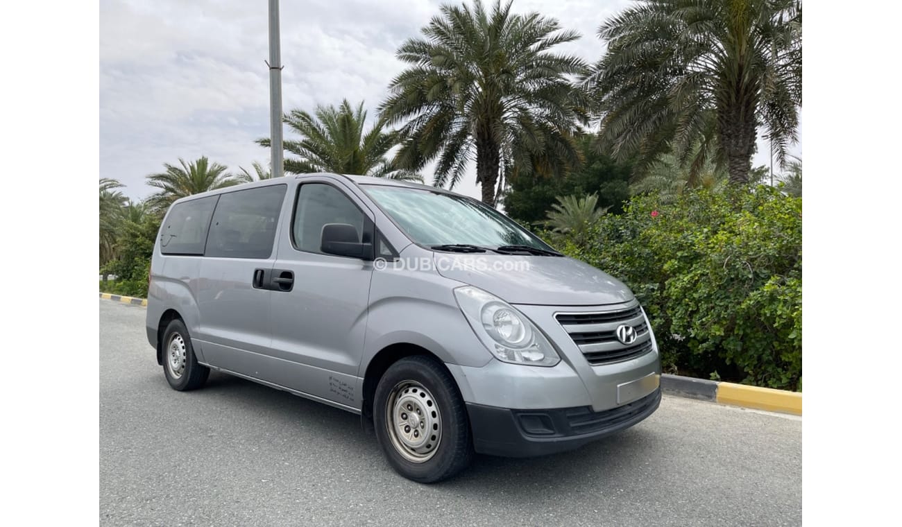 هيونداي H1 ستاريكس HYUNDAI H1 2,5 (GCC SPEC) - 2018- VERY GOOD CONDITION