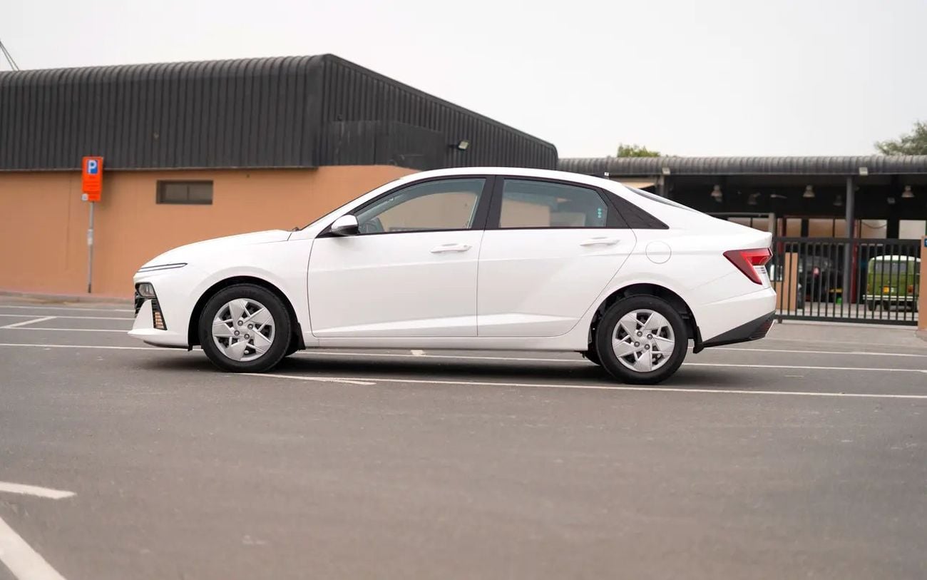 Hyundai Accent GL - GCC Specs - Like