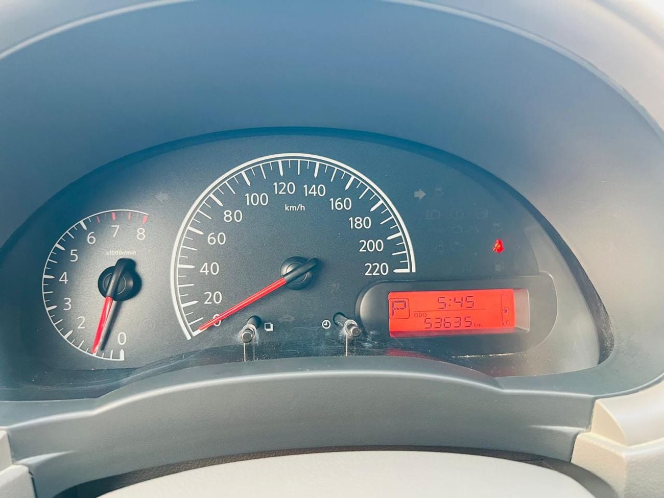 Nissan Sunny SV