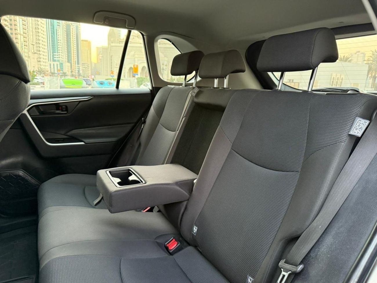 تويوتا راف ٤ Petrol & Hybrid Exported From Australia Right Hand Drive