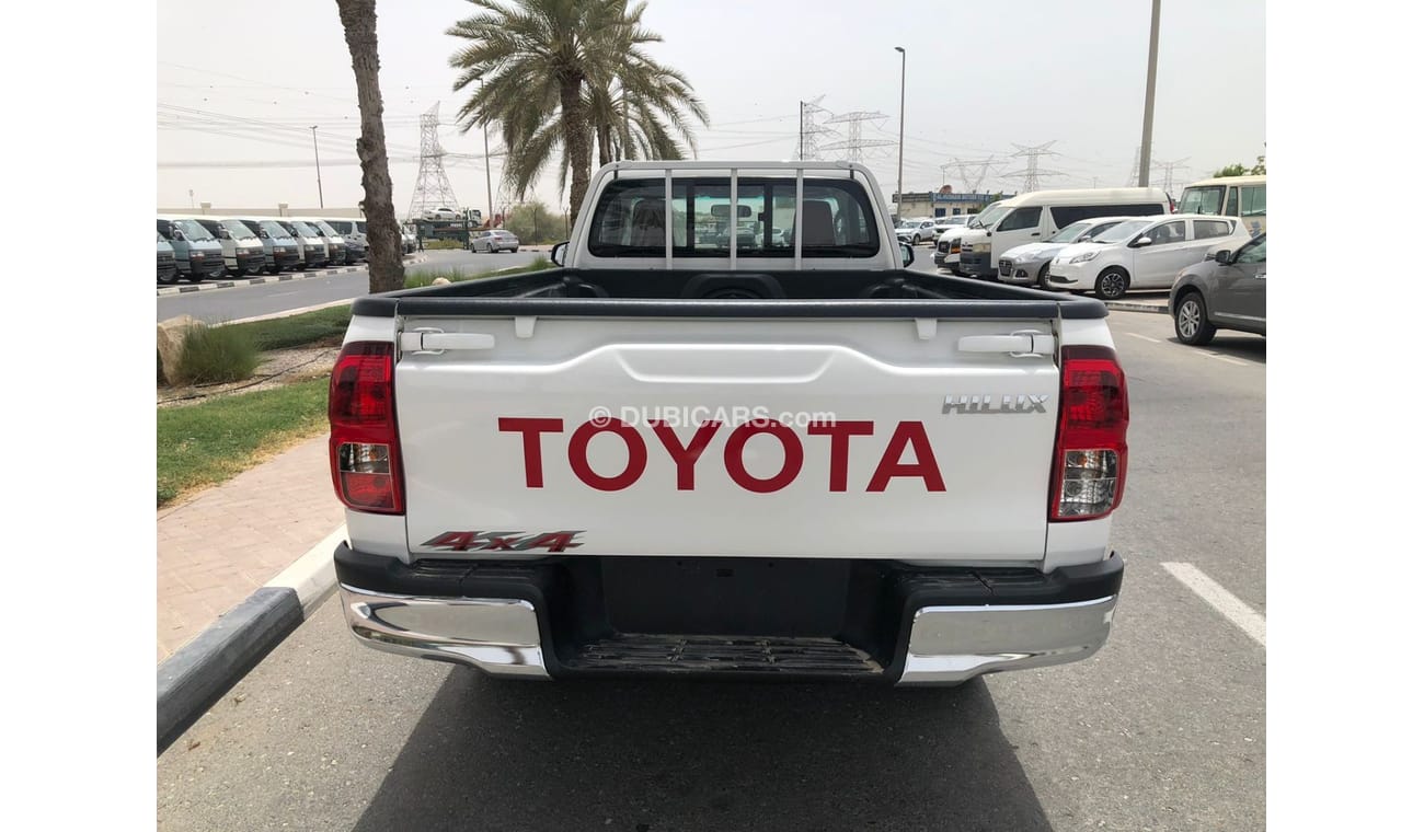 تويوتا هيلوكس تويوتا_هايلكس_2023_2.7