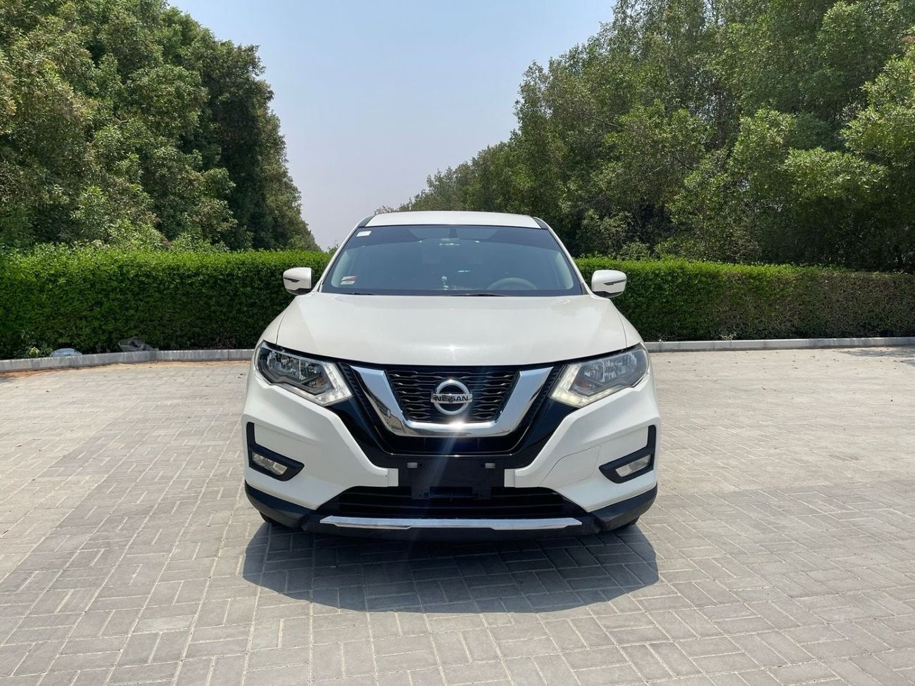 Nissan XTrail SV NISSAN X-TRAIL   MODEL 2019  V4    L2,5   Excellent Condition (GCC  _ SPEC) - VERY GOOD CONDITION