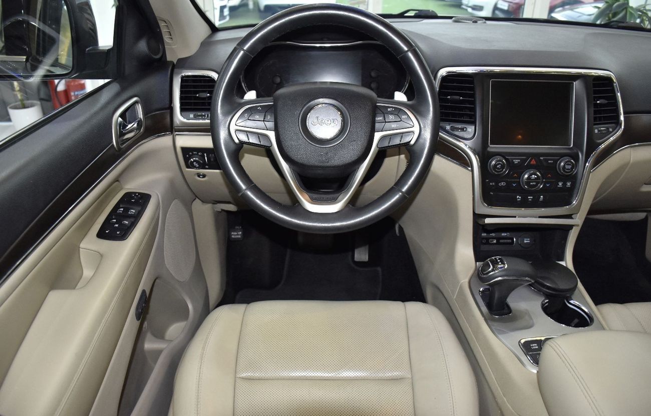 جيب جراند شيروكي EXCELLENT DEAL for our Jeep Grand Cherokee Limited 4WD ( 2015 Model ) in Grey Color GCC Specs