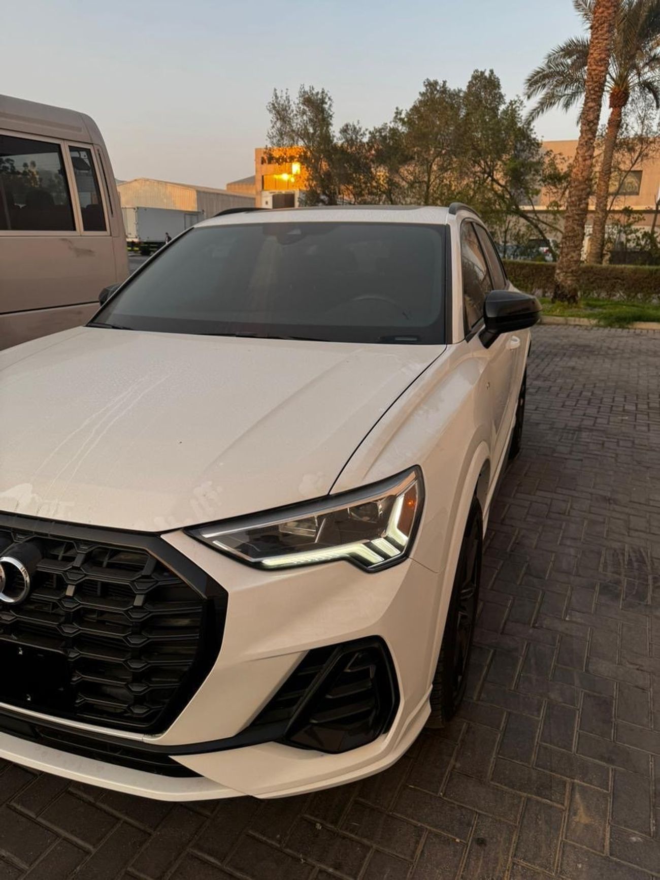 Audi Q3 40 TFSI quattro S Line 2.0L