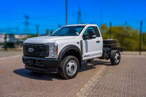 Ford F-550 Ford F-550 Super Duty Chassis Cab