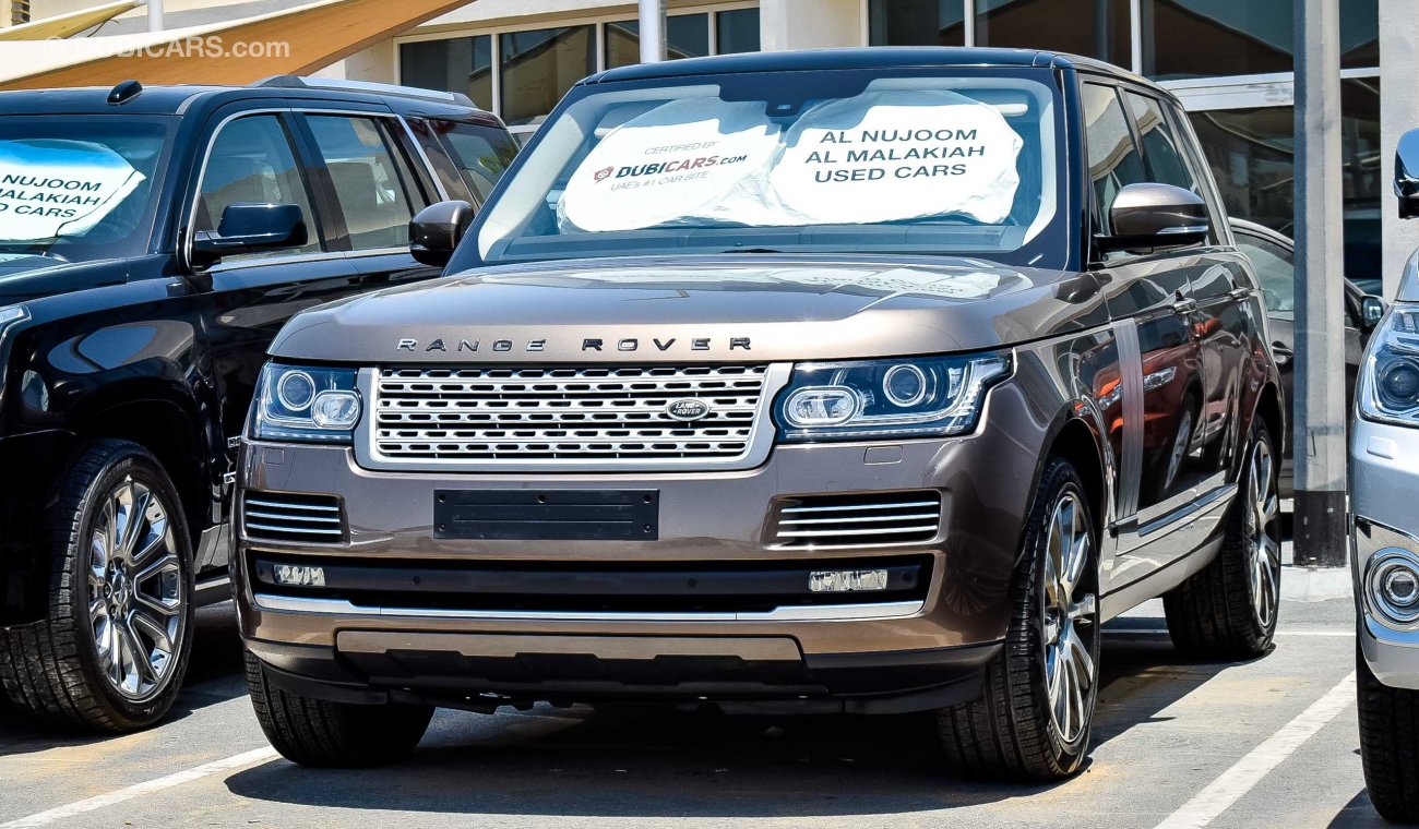 Land Rover Range Rover Vogue HSE With Vogue SE Supercharged Badge