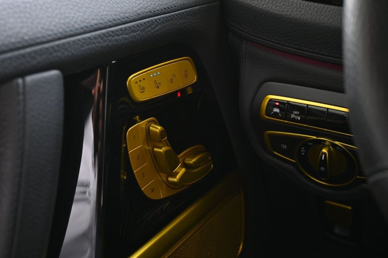 BRABUS G 800 Widestar - Mercedes-AMG G 63 Mercedes Original Brabus G800 4.0-litre V8 Bi-Turbo, Model 2024 Color Silver