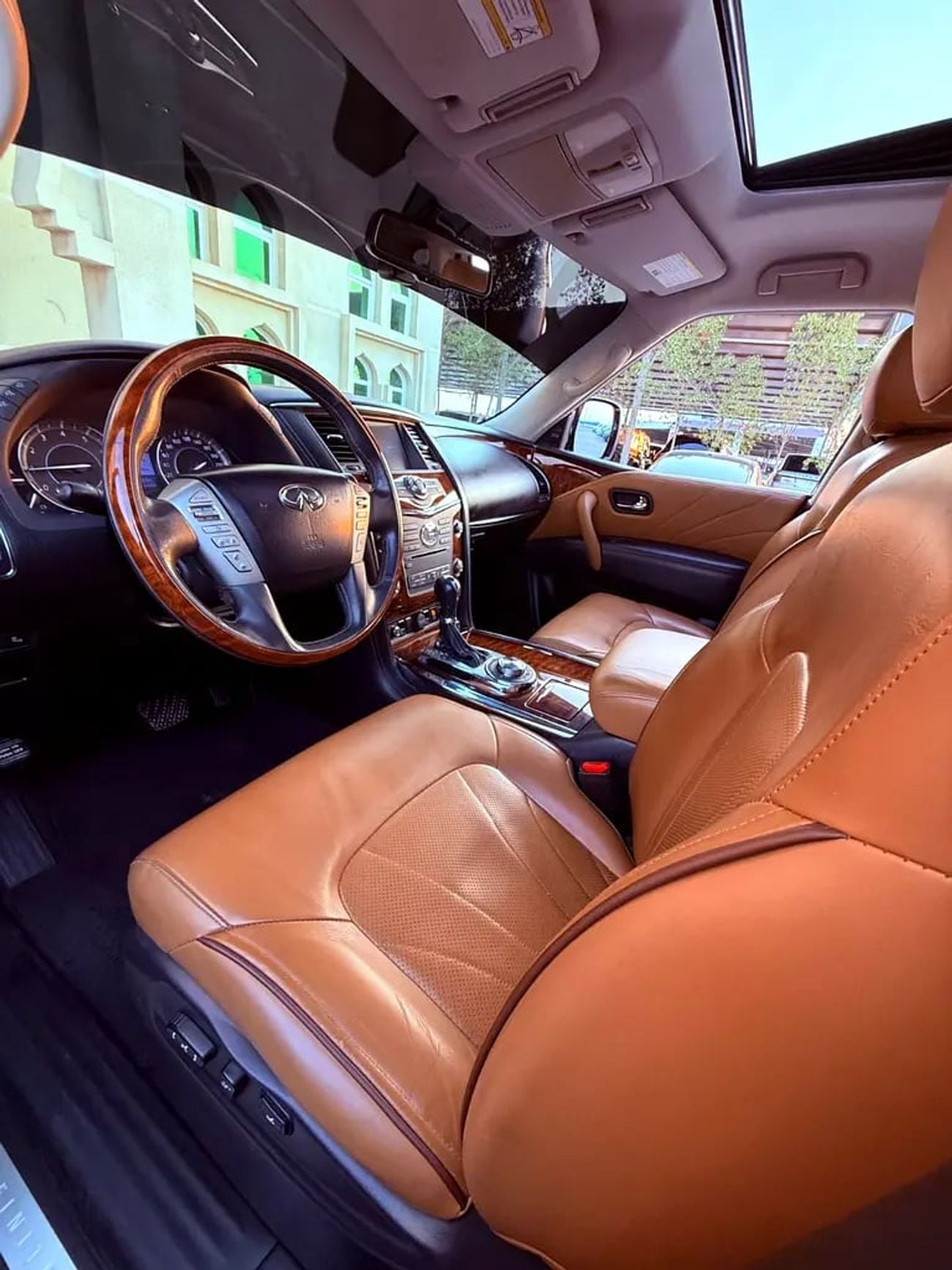 Infiniti QX80 EXCELLENCE إنفينيتي خليجي موديل فل اوبشن بحالة ممتازة