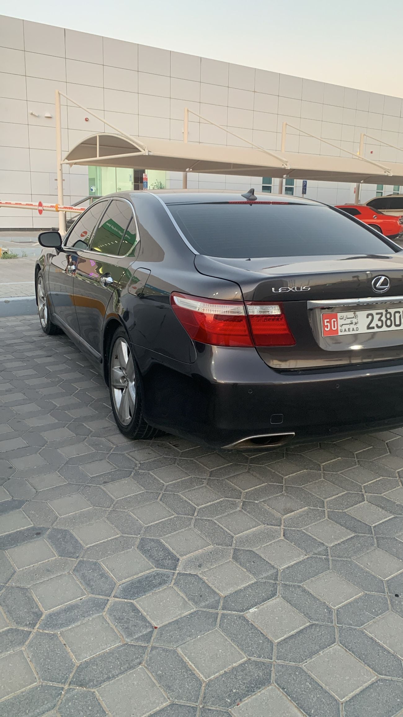 لكزس LS 460