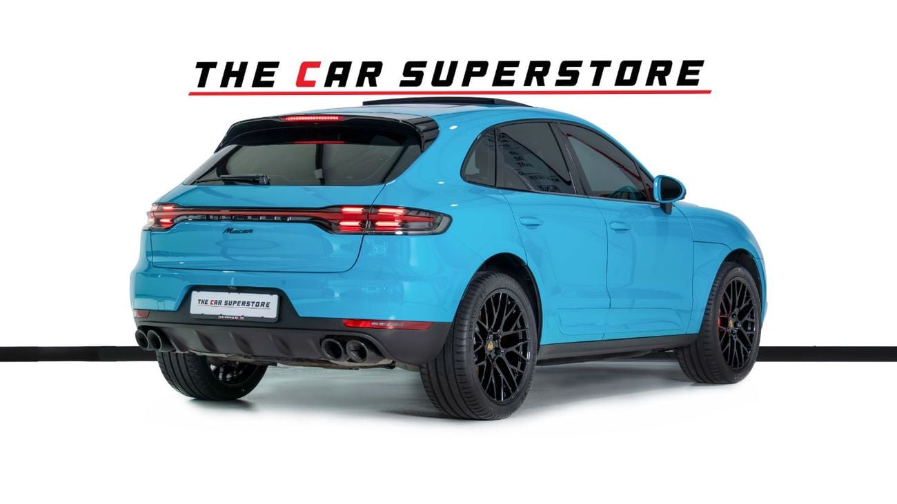 Porsche Macan Std 2.0L (260 HP) Special Color - GCC Specs - Immaculate condition