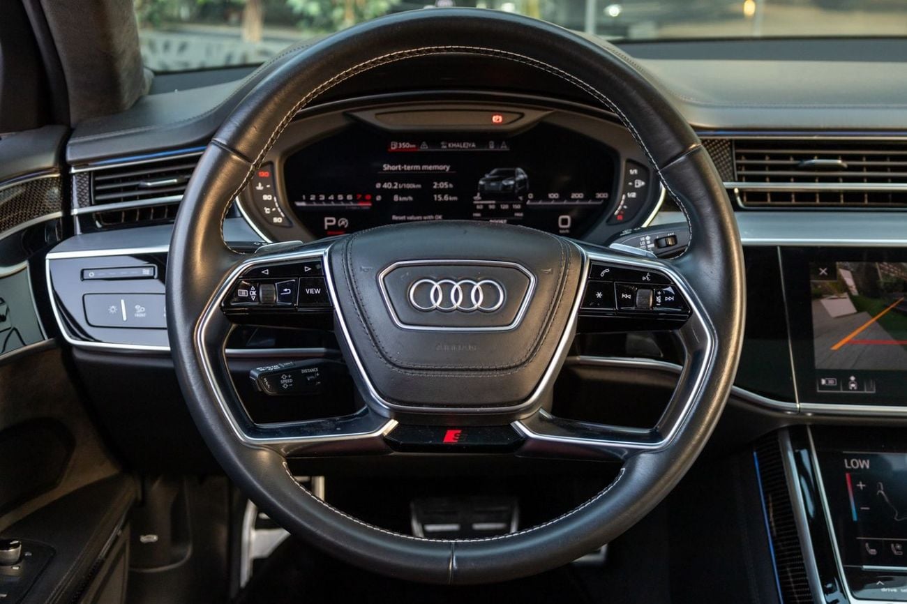 أودي S8 STD Audi S8 TFSI Quattro 2020 GCC | Warranty