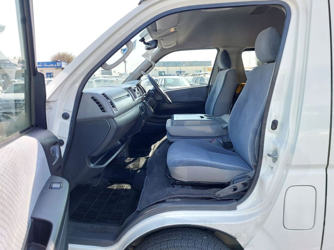 تويوتا هاياس (RAMADAN OFFER) TOYOTA HIACE VAN RHD 2009 MODEL 2.7 L PETROL AUTOMATIC(PM65726)