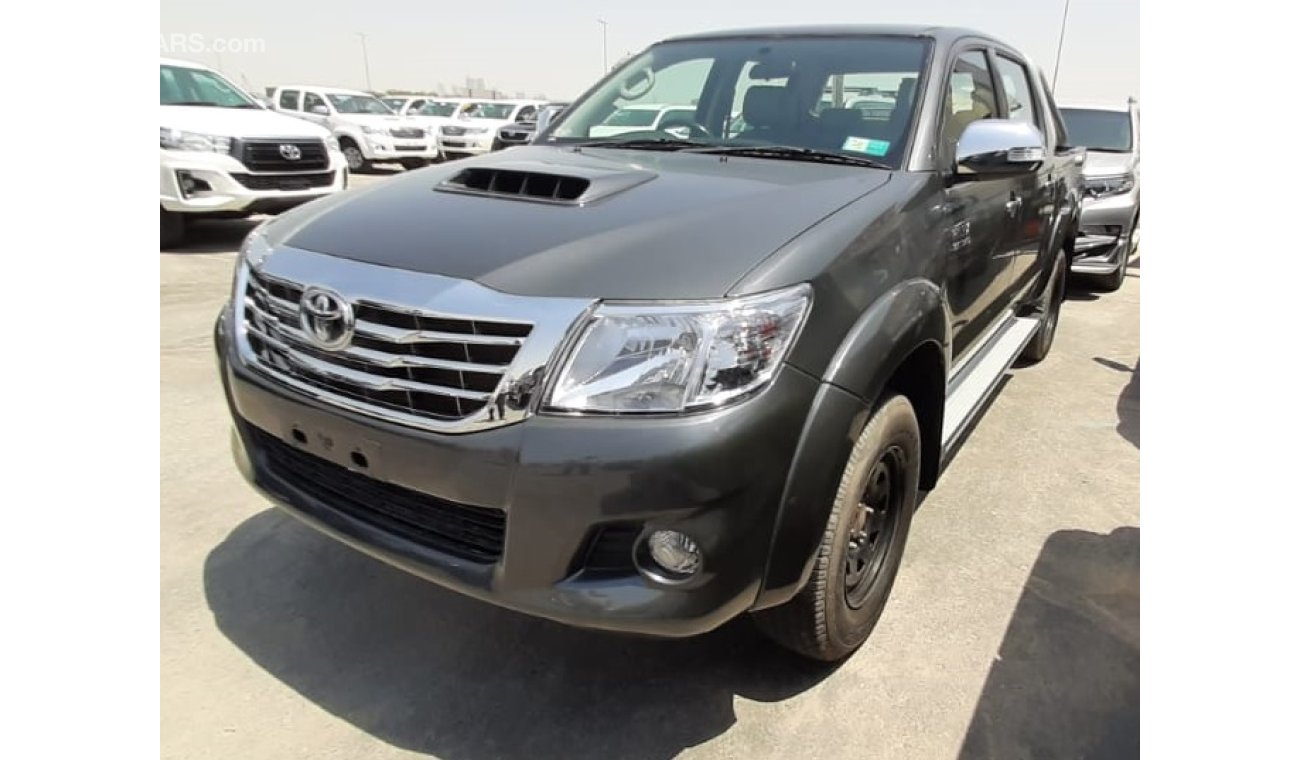 Toyota Hilux DIESEL 3.0L AUTOMATIC GEAR  RIGHT HAND DRIVE
