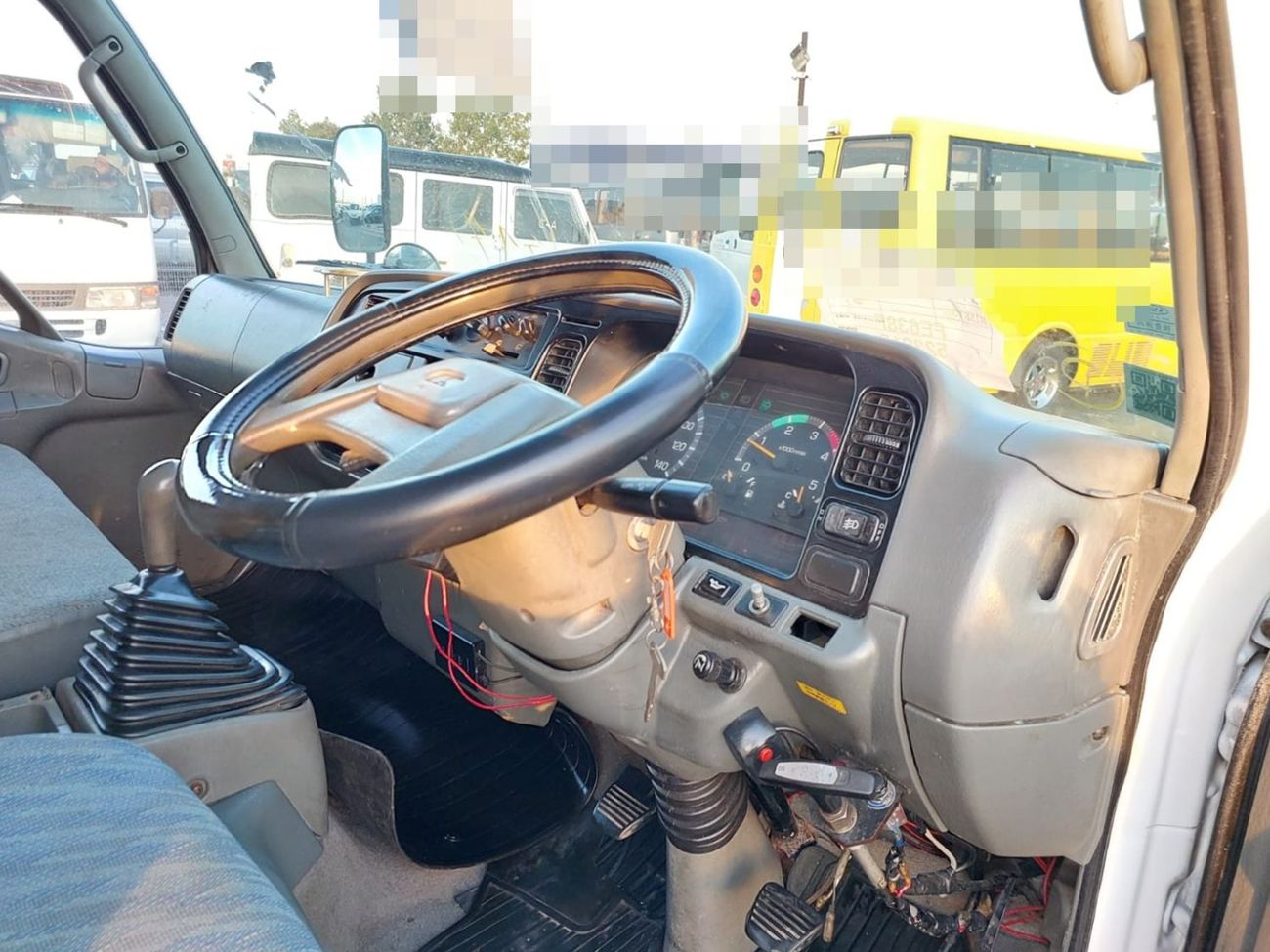 ميتسوبيشي فوسو كانتير MITSUBISHI CANTER TRUCK RHD 1996 MODEL 4.5 L DIESEL MANUAL(PM23015)