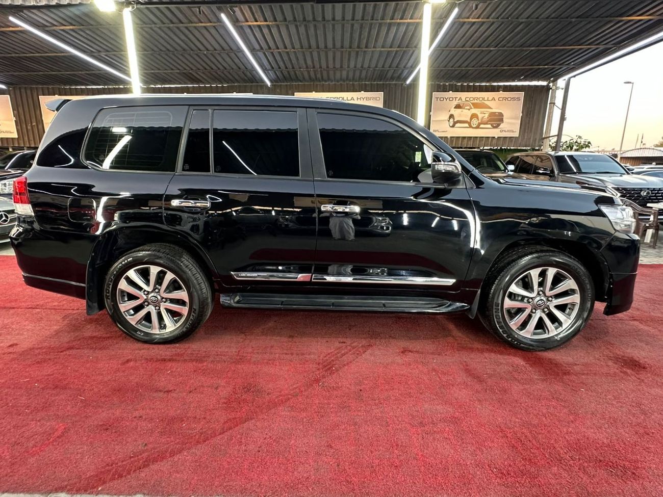 تويوتا لاند كروزر 