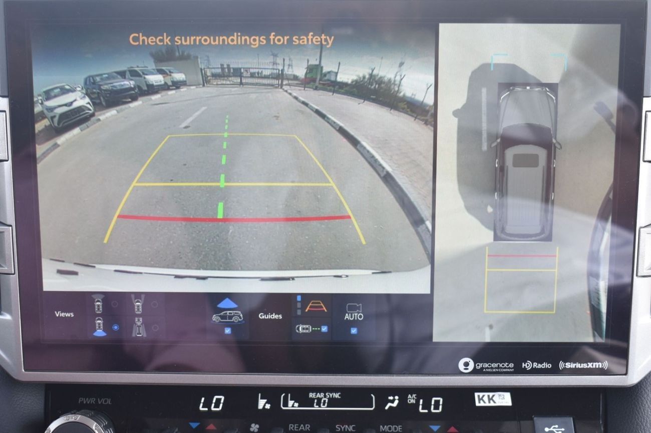 تويوتا سيكويا SEQUOIA 3.5L  SR5 TRD OFF ROAD