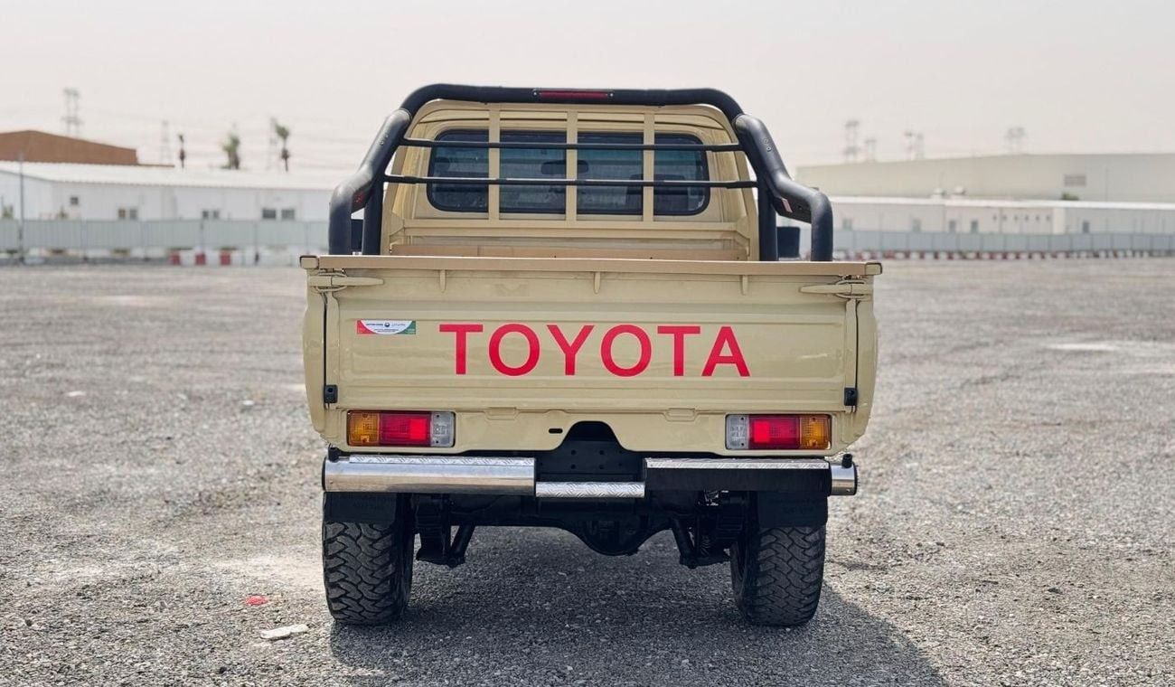 Toyota Land Cruiser Pick Up PREMIUM BULL BAR WITH LED LIGHTS | SINGLE CABIN | 1994 | 4.2L DIESEL ENGINE | RHD | MANUAL TRANSMISS