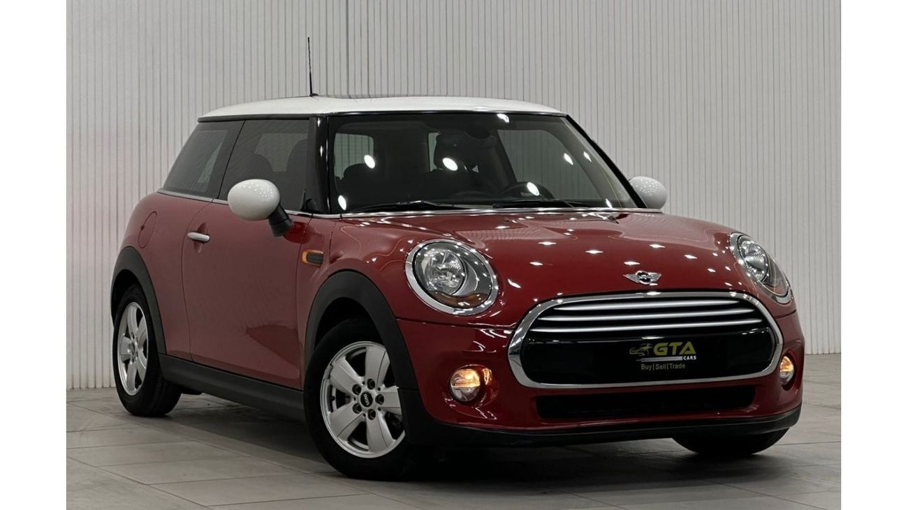 Mini Cooper Std 2015 Mini Cooper, Service History, Excellent Condition, GCC