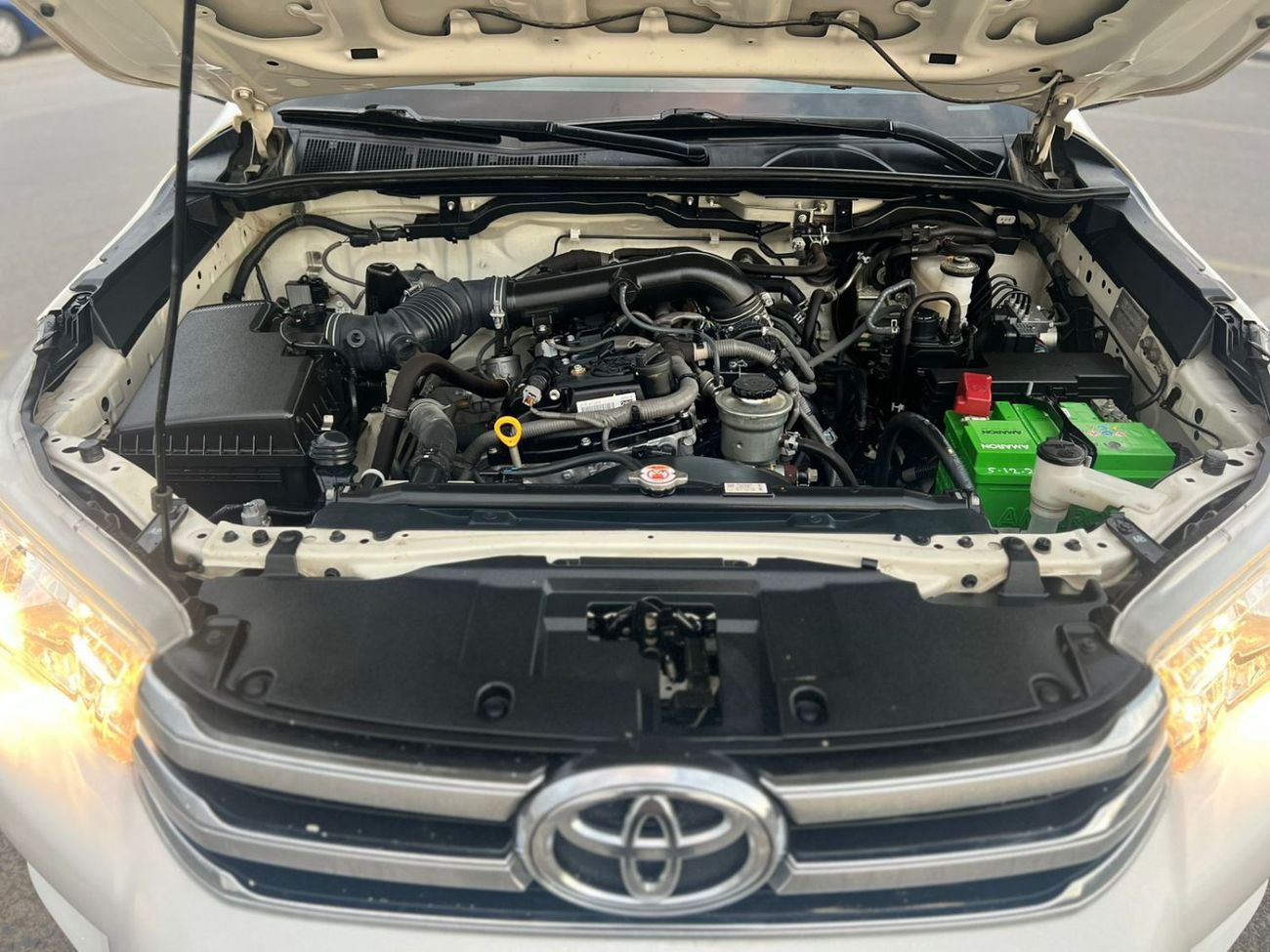 Toyota Hilux 2022 Toyota Hilux GL 2.7L V4 GCC - 4x4 AWD Original Paint - Patrol Automatic