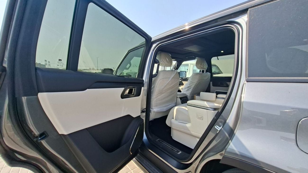 ROX 01 STD ROX 01 2026 Grey-White 7 Seater