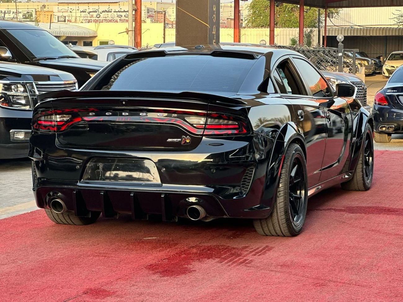 دودج تشارجر SRT8 6.4L