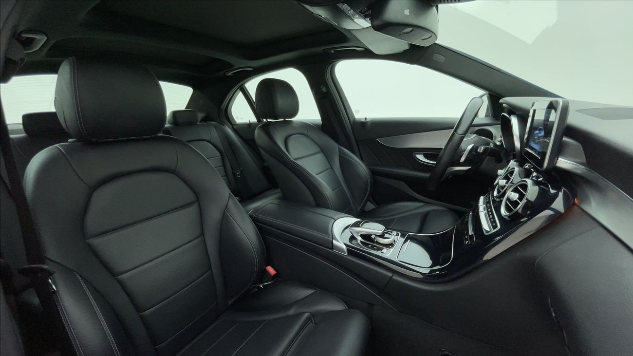 مرسيدس بنز C 200 AMG SPORT PACK 2 | بدون دفعة مقدمة | اختبار القيادة في المنزل