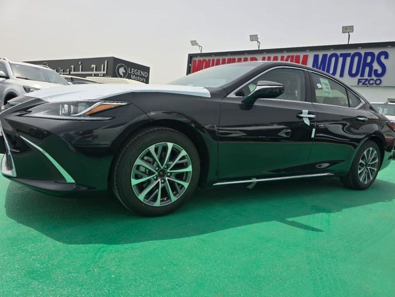 Lexus ES300h 2.5L HYBRID 2025 GCC