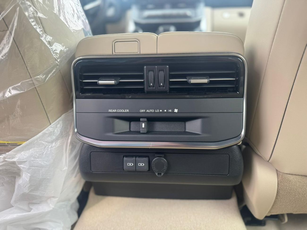 Toyota Land Cruiser TOYOTA LAND CRUSER GXR 3.5L 2025 GCC