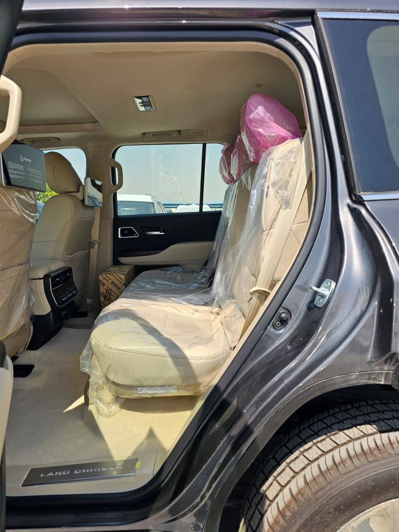 Toyota Land Cruiser VXS TWIN TURBO || 3.5L PETROL V6 | RADAR | 360*CAMERA | REAR ENTERTAINMENT SCREEN | SUNROOF | FULL O