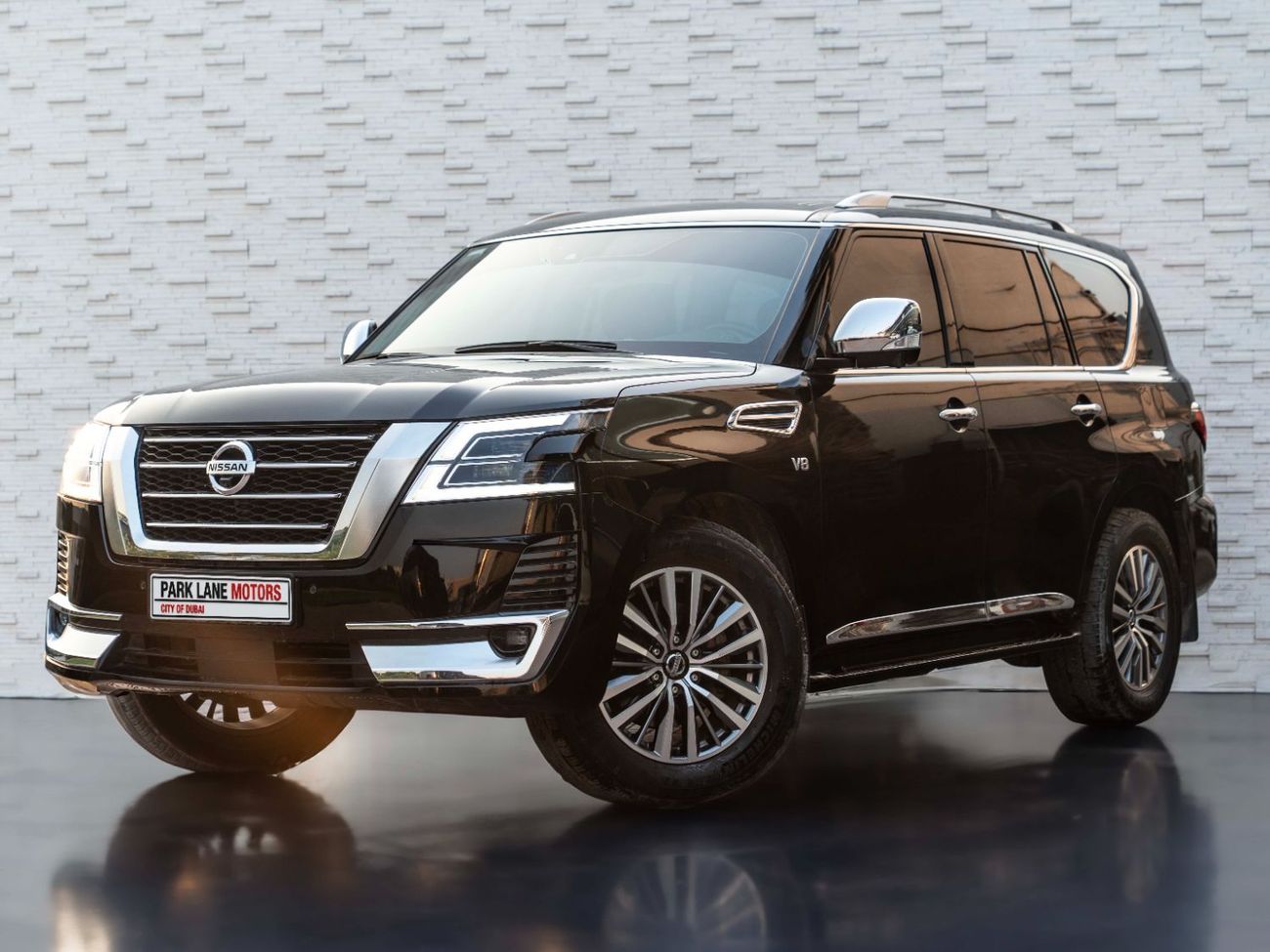 نيسان باترول LE Platinum City 5.6L