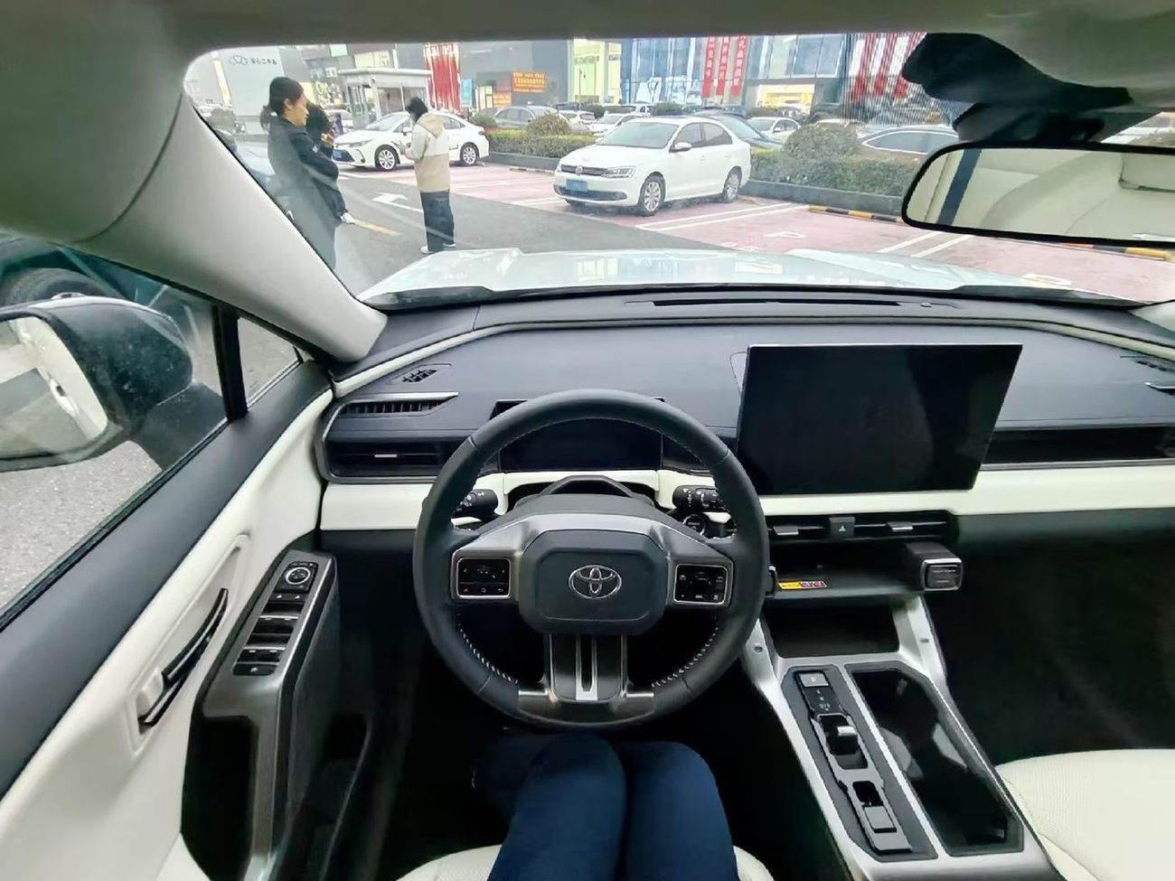 Toyota RAV4 Spot inventory