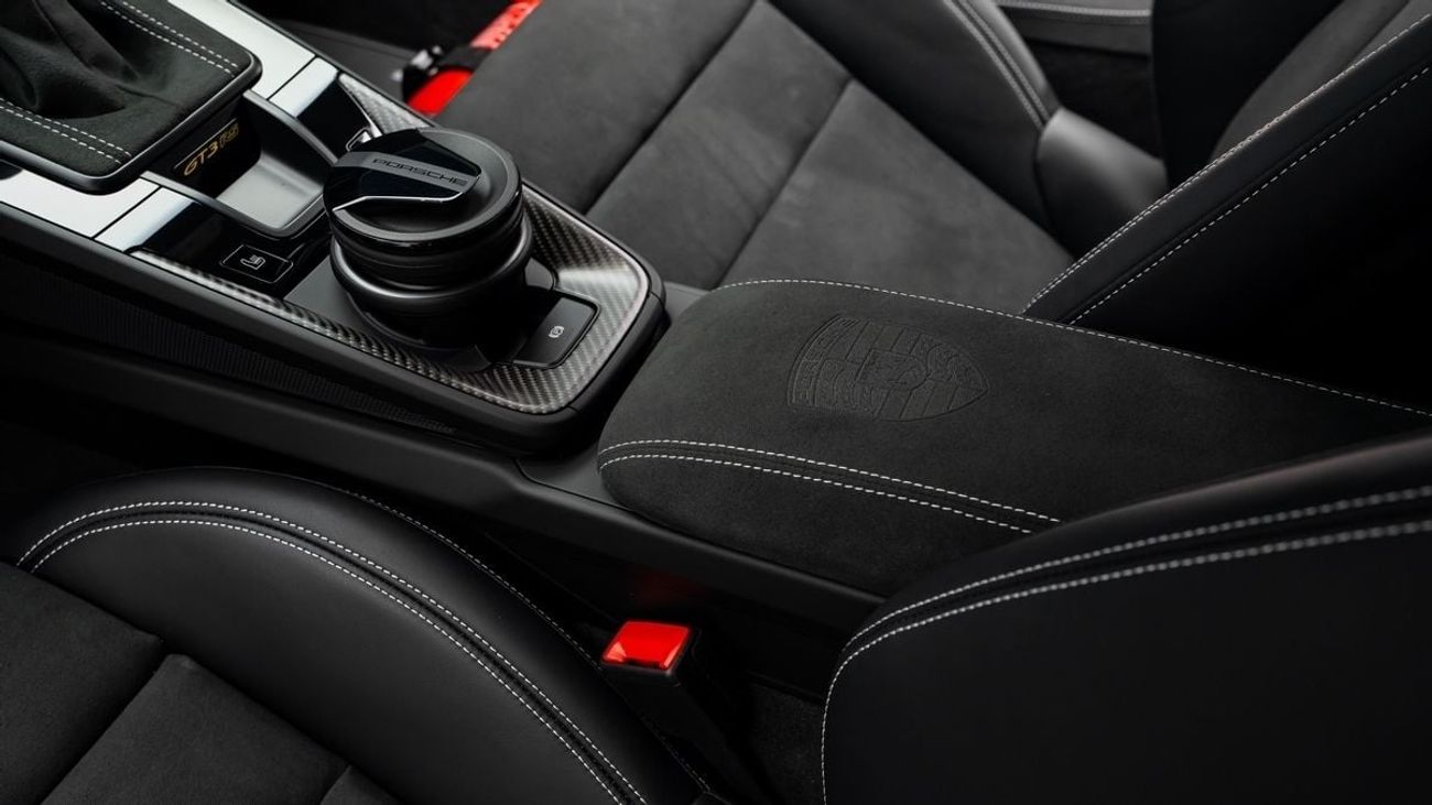 بورش 911 GT3 RS - 2024 - GCC Specs - Under Warranty