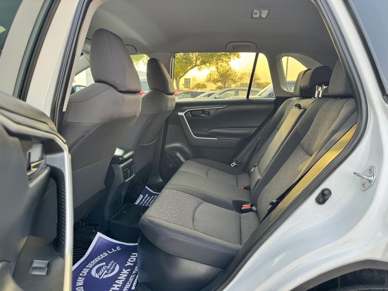 Toyota RAV4 LE