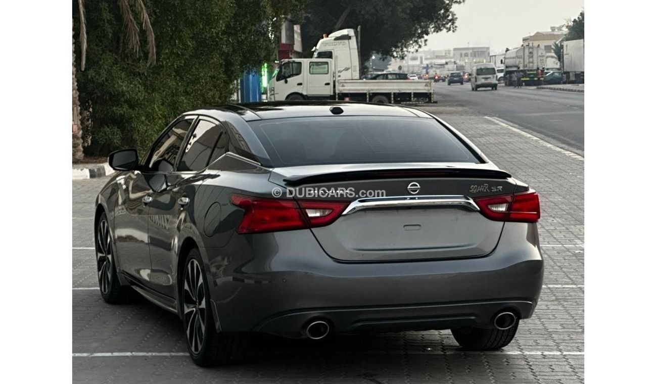 Nissan Maxima SR